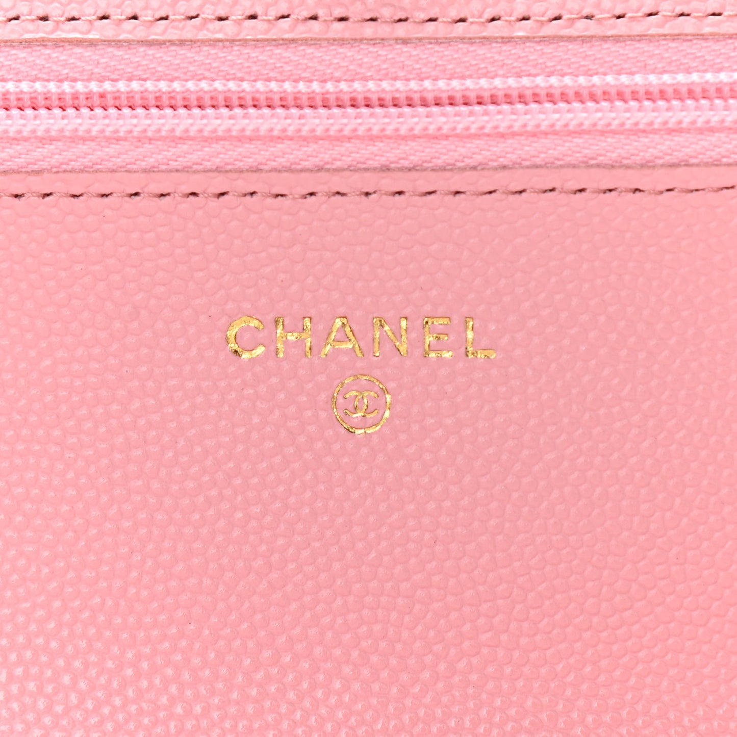 Caviar Quilted Wallet on Chain WOC Light Pink