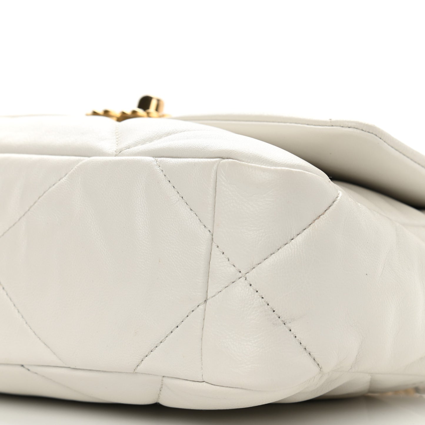 Goatskin Quilted Medium Chanel 19 Flap White