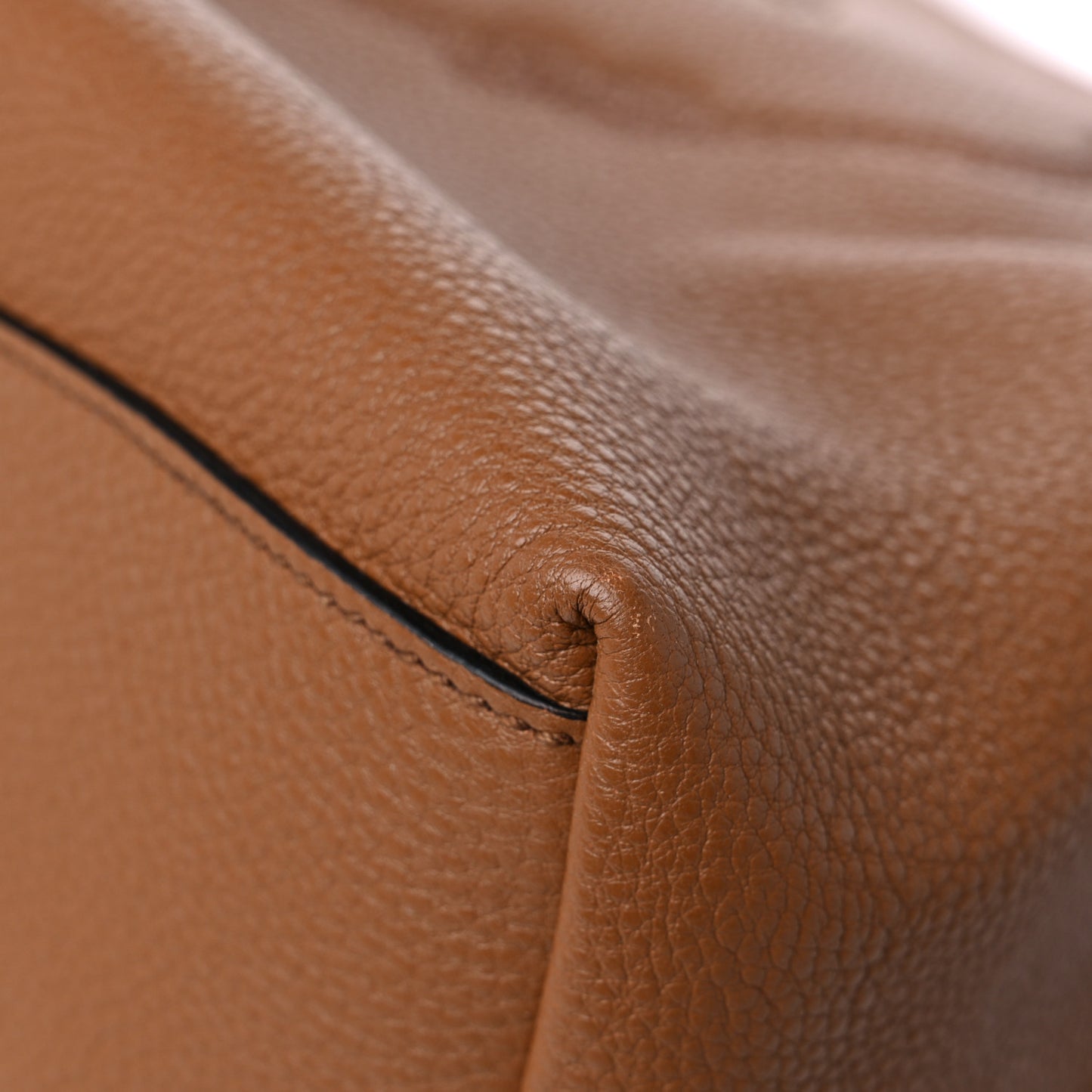 Vitello Phenix Embossed Logo Hobo Cannella