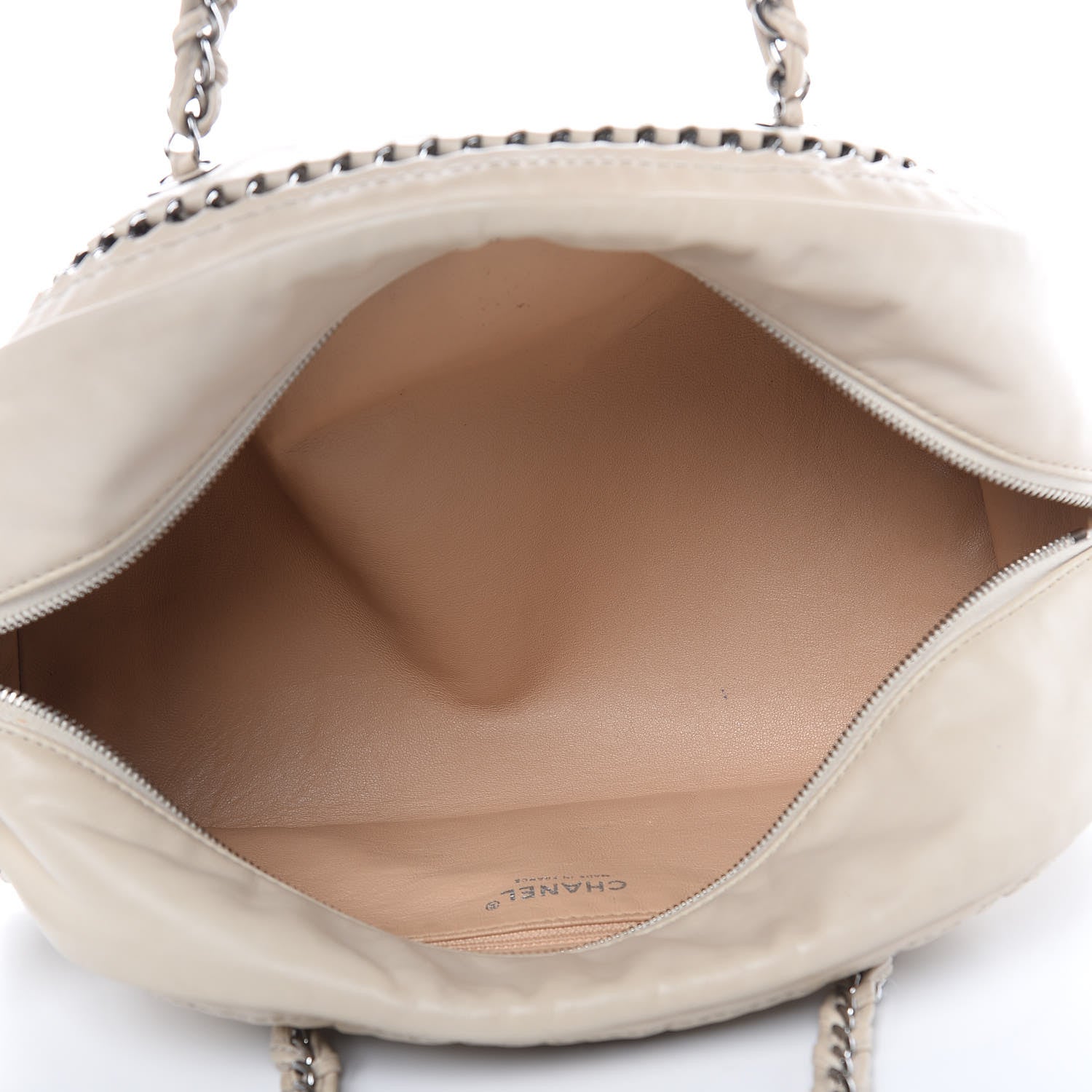 Chanel Smooth Calfskin Medium Luxe Ligne Bowler White 5 of 16