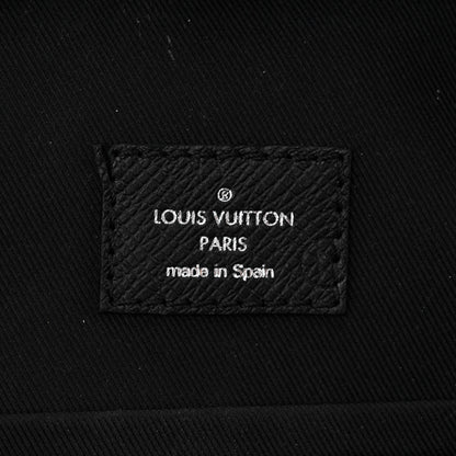 Louis Vuitton Taigarama Outdoor Slingbag Black 6 of 10