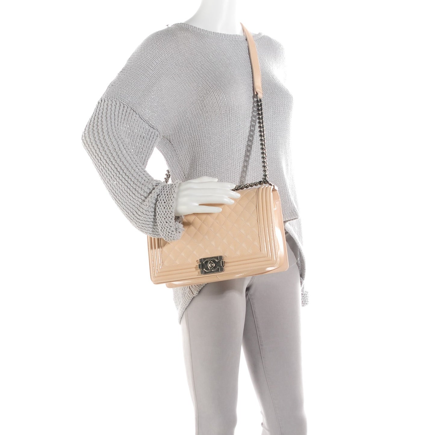 Patent Goatskin Quilted New Medium Boy Flap Beige Clair
