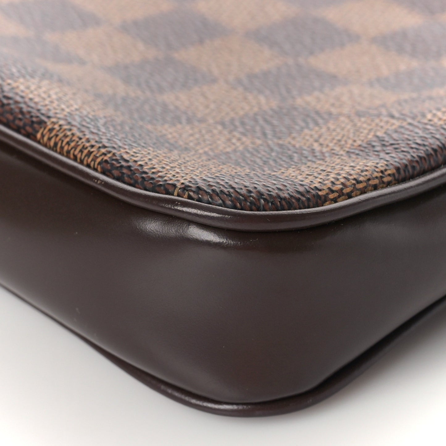Damier Ebene Navona Pochette Accessories