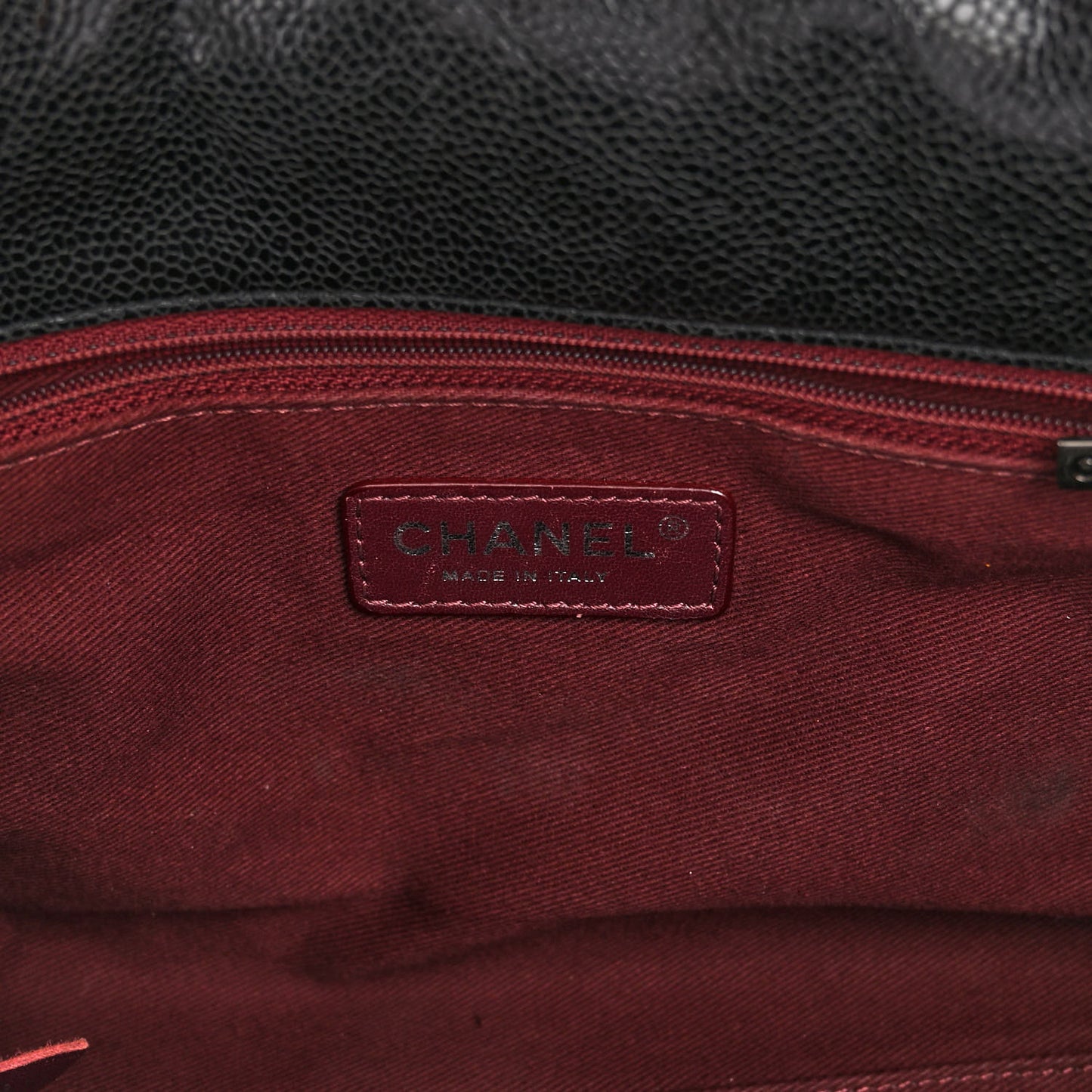 Crumpled Grained Calfskin Jumbo CC Crave Flap Black