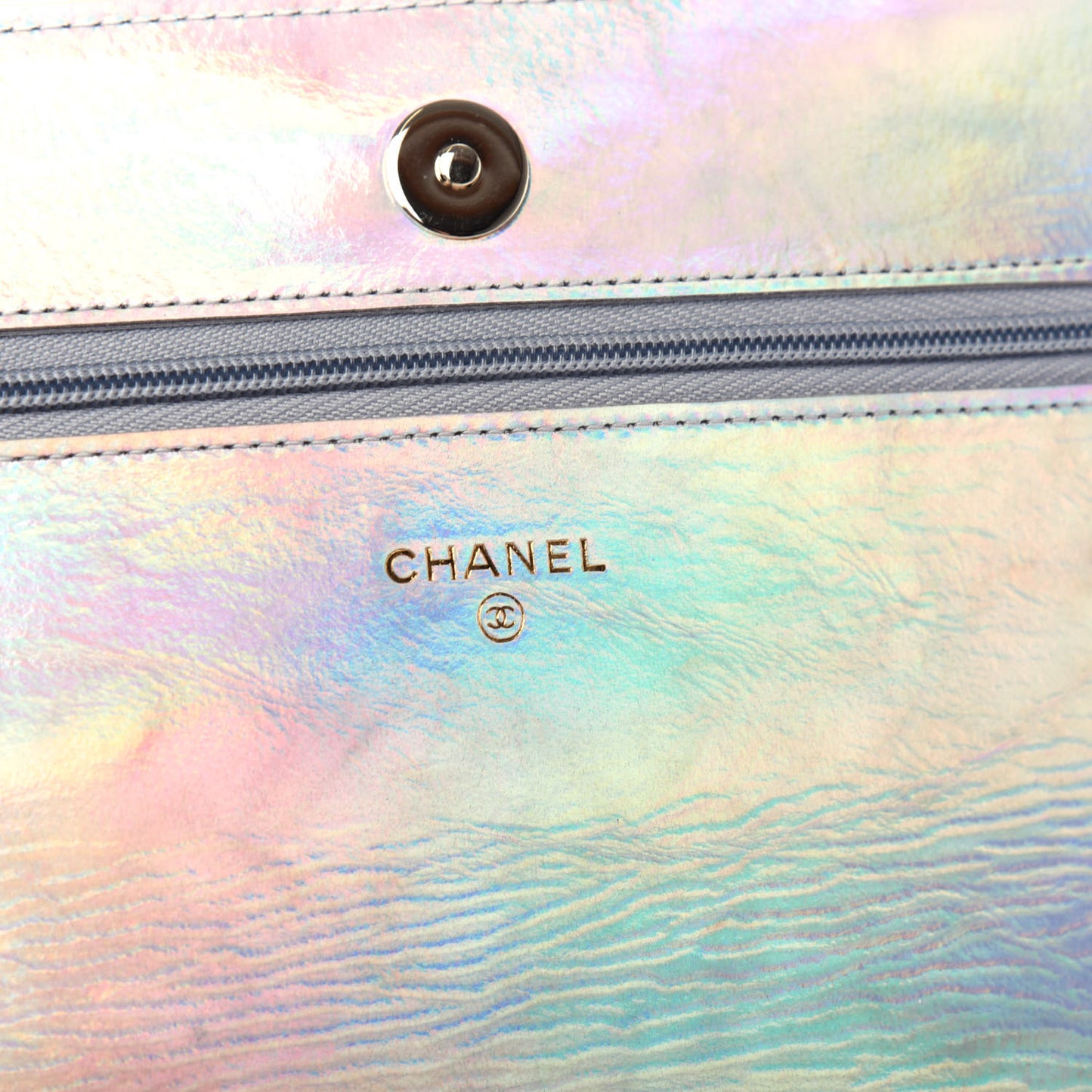 Iridescent Goatskin Quilted Wallet On Chain WOC Silver