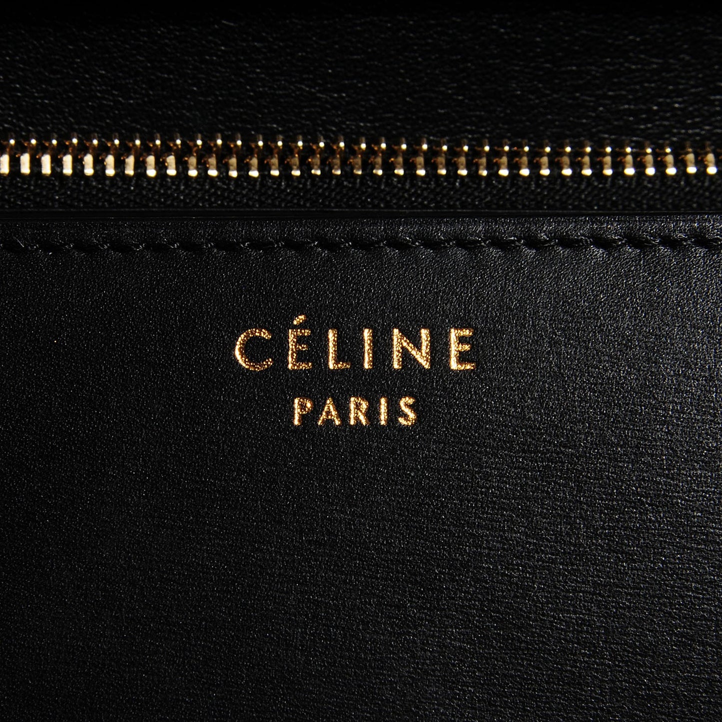 Box Calfskin Medium Classic Box Flap Bag Black