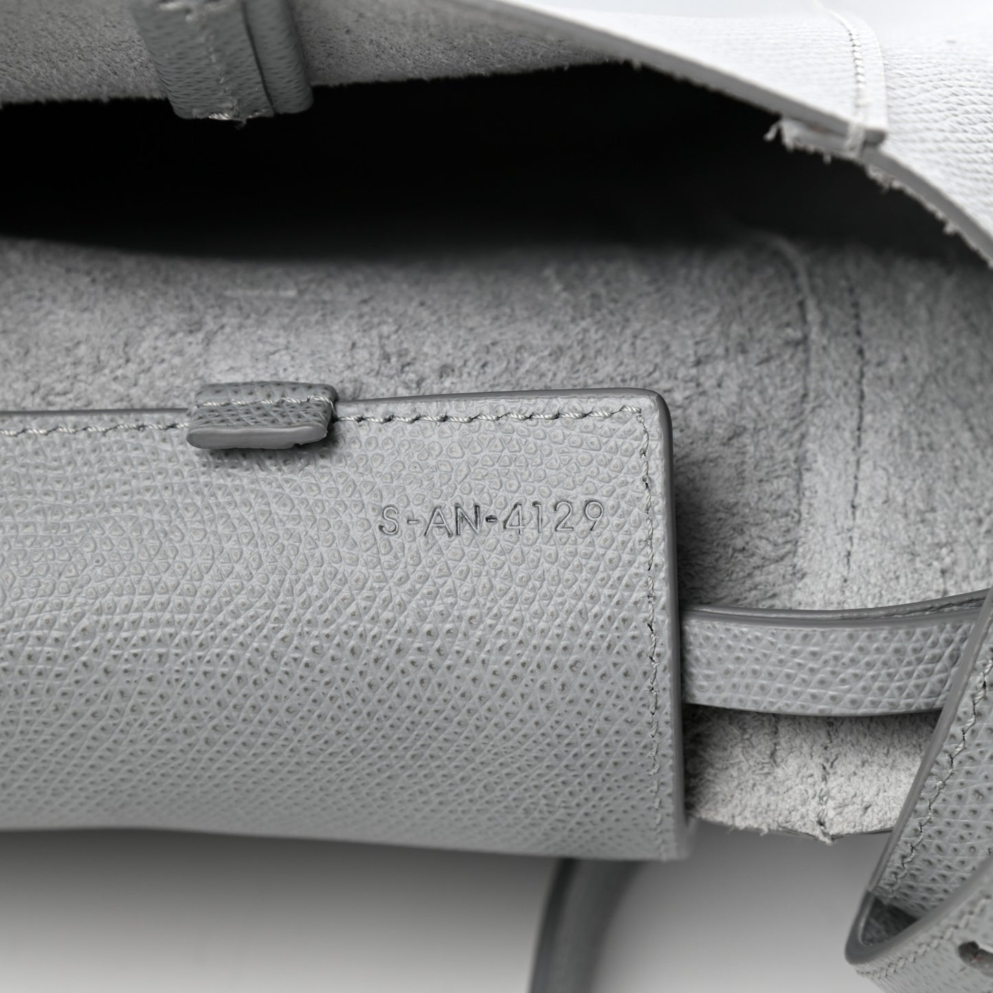 Grained Calfskin Small Vertical Cabas Mineral