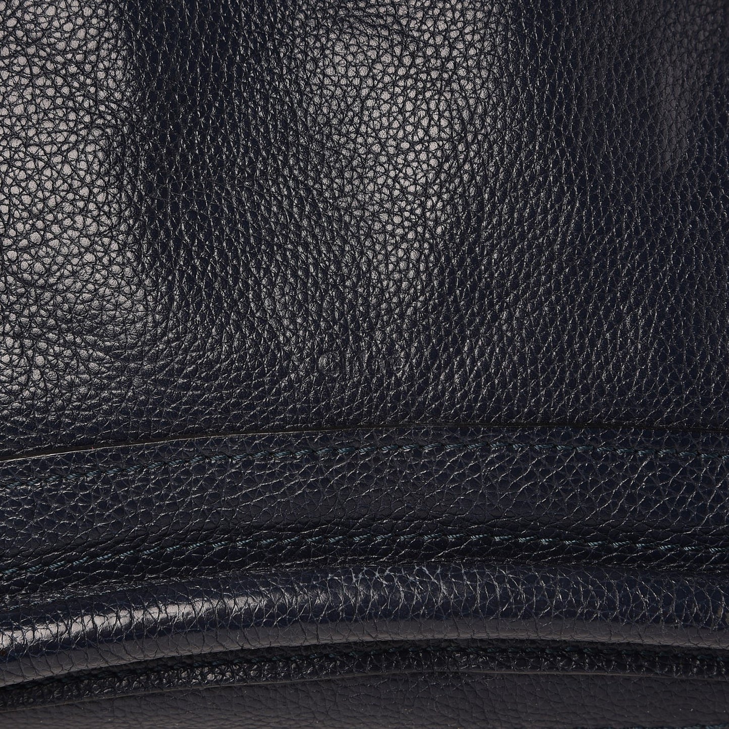 Calfskin Medium Paraty Navy