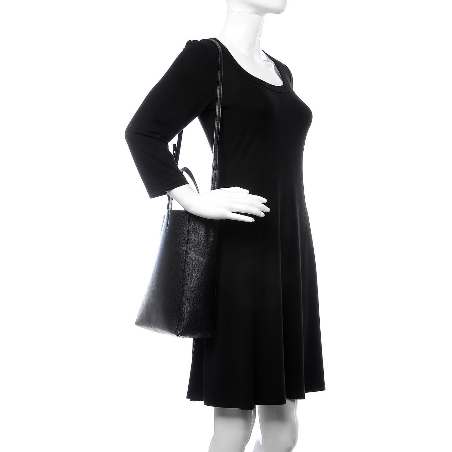 Grained Calfskin Small Vertical Cabas Black