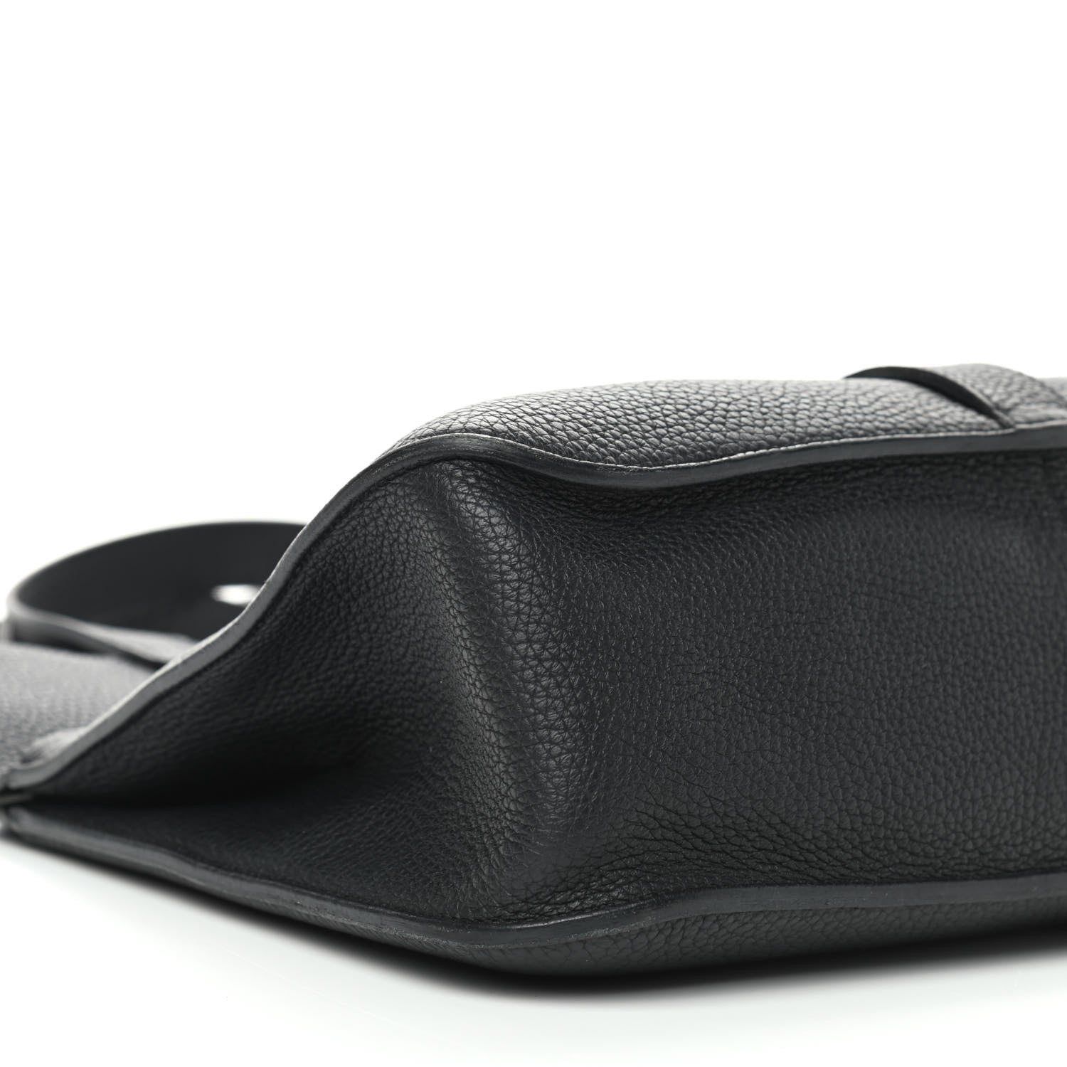 Hermes Taurillon Clemence Halzan 31 GM Black 10 of 14