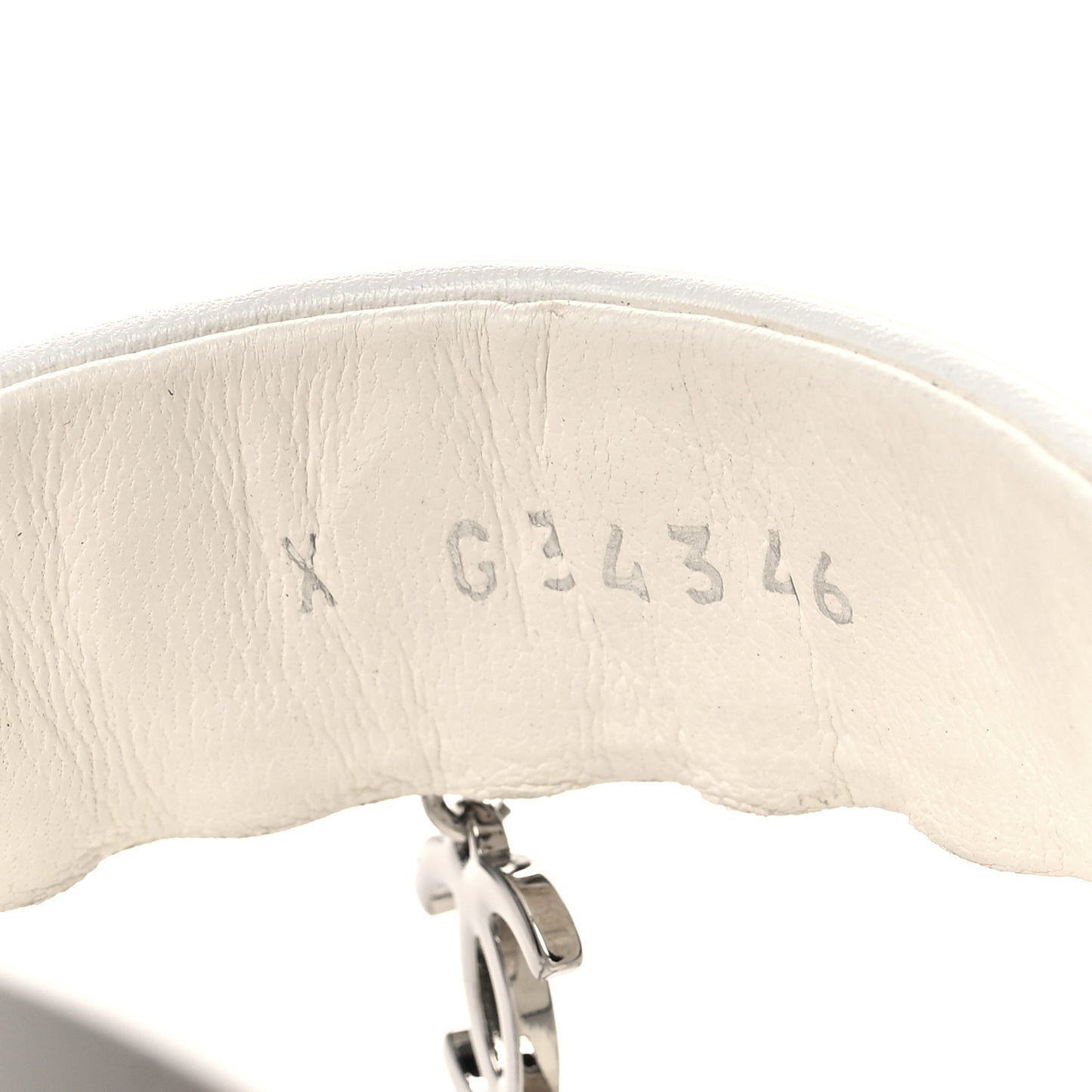 Calfskin Chain CC Thong Flat Sandals 41 White