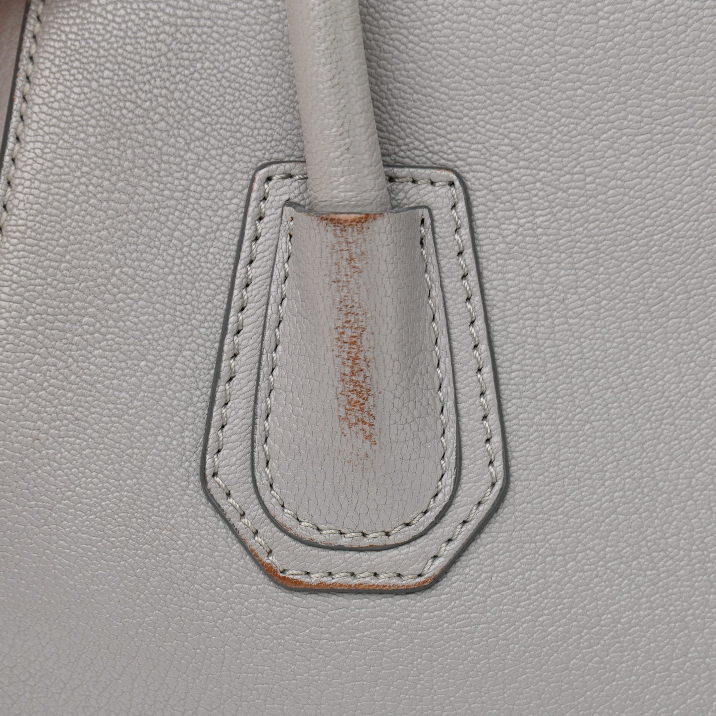 Sugar Goatskin Small Antigona Pearl Grey