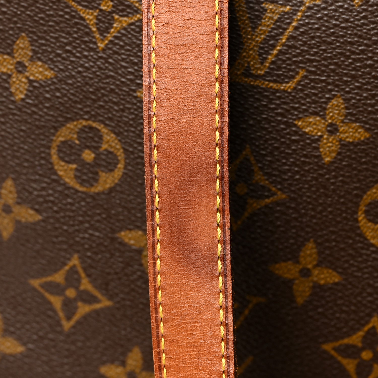 Louis Vuitton Monogram Cabas Mezzo 11 of 13