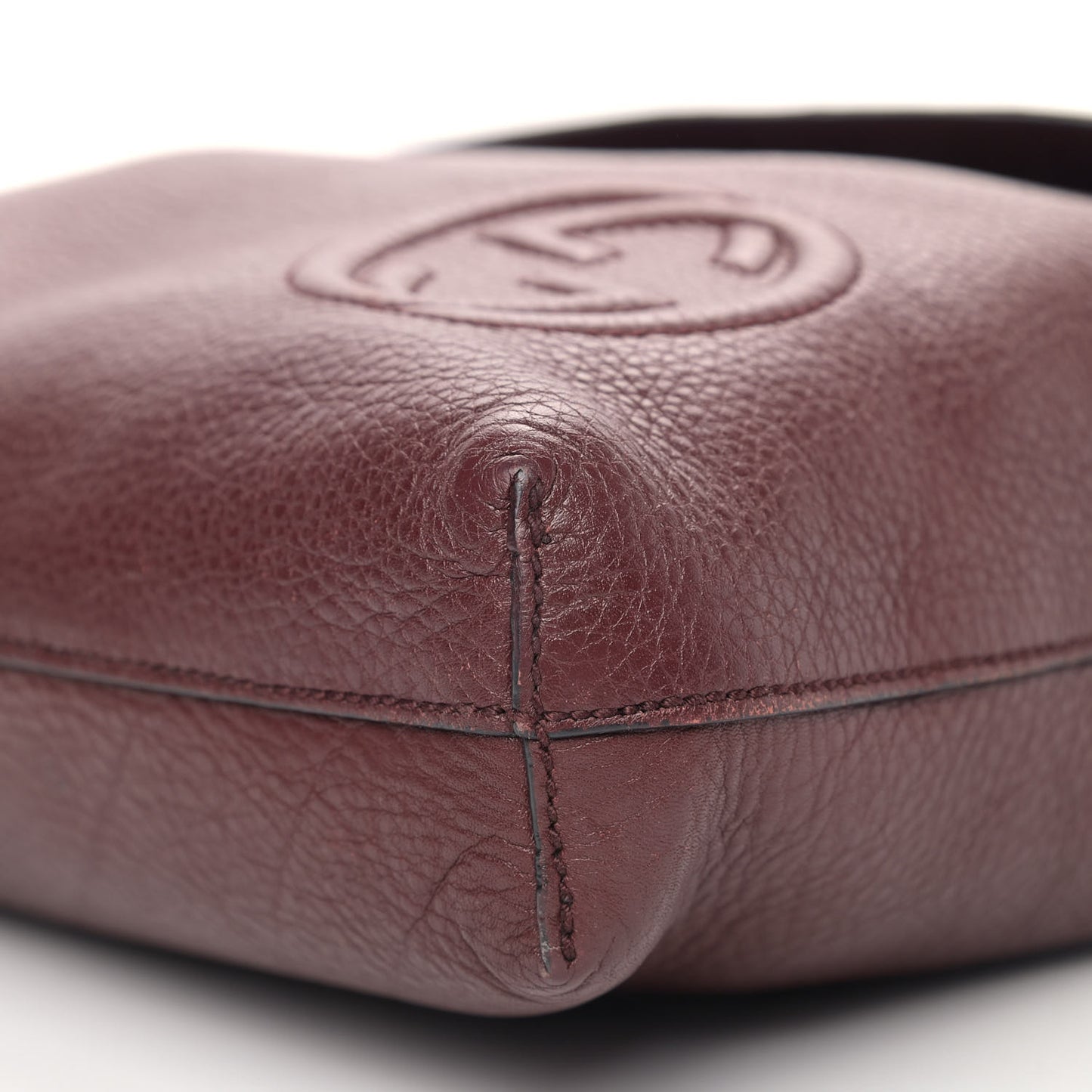 Pebbled Calfskin Medium Soho Messenger Bag Bordeaux