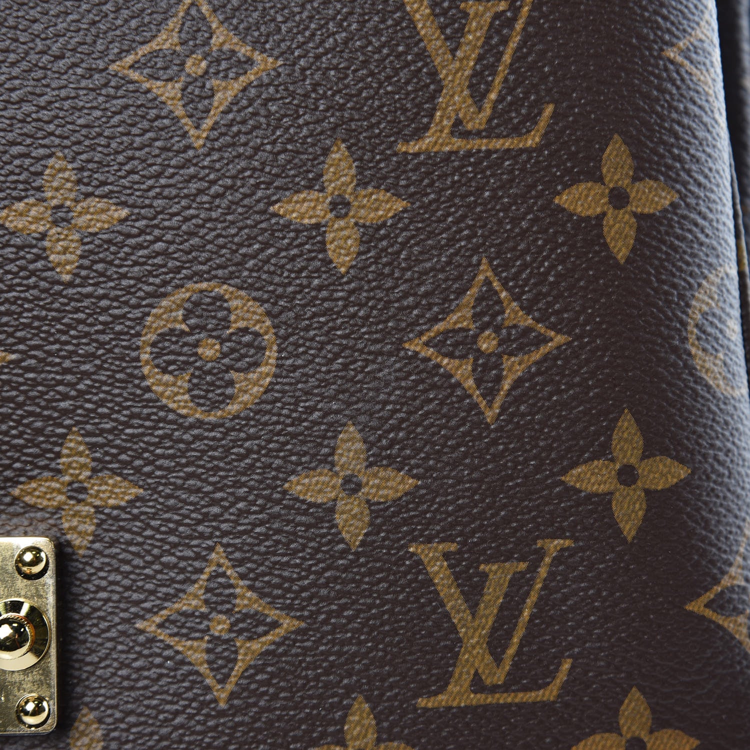 Louis Vuitton Monogram Pochette Metis 7 of 8