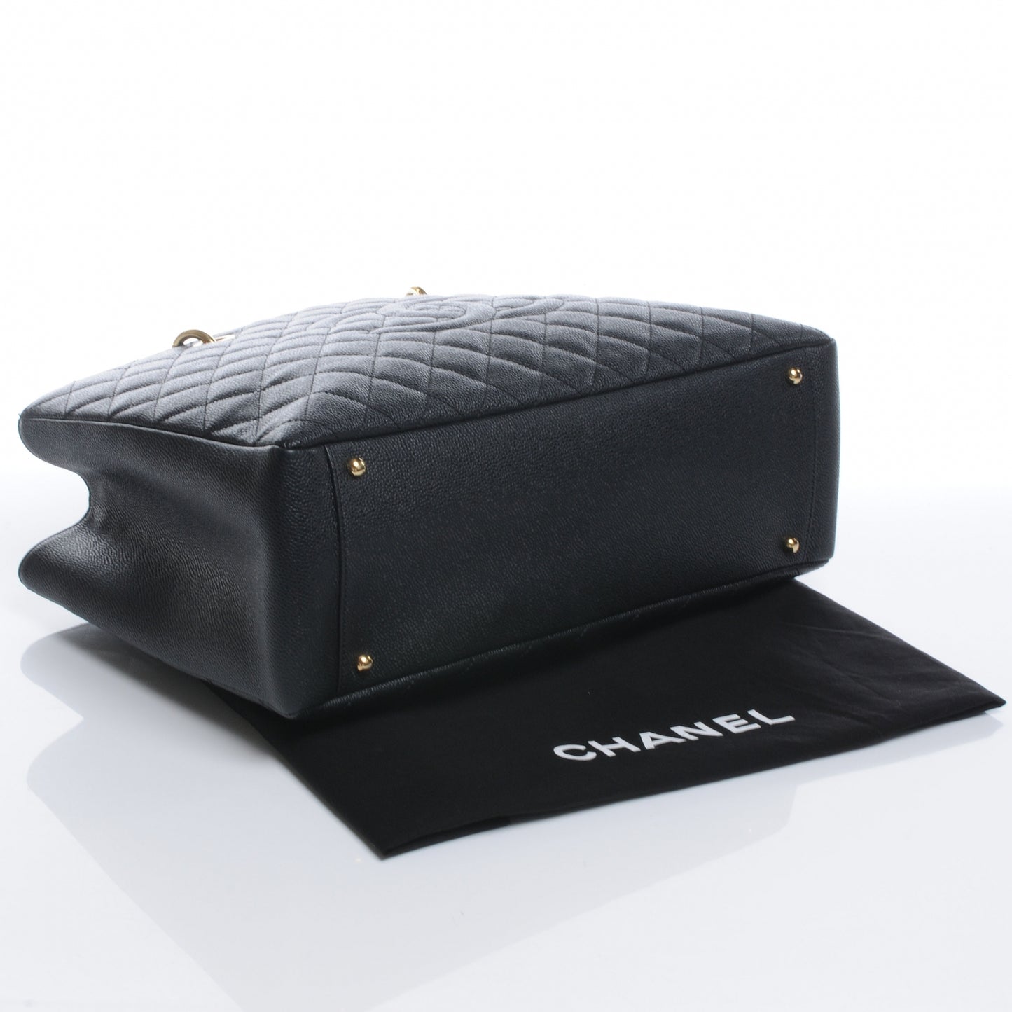 Caviar Quilted XL Grand Shopping Tote GST Black