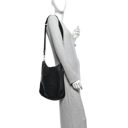 Hermes Taurillon Clemence EVELYNE III GM Black 2 of 16