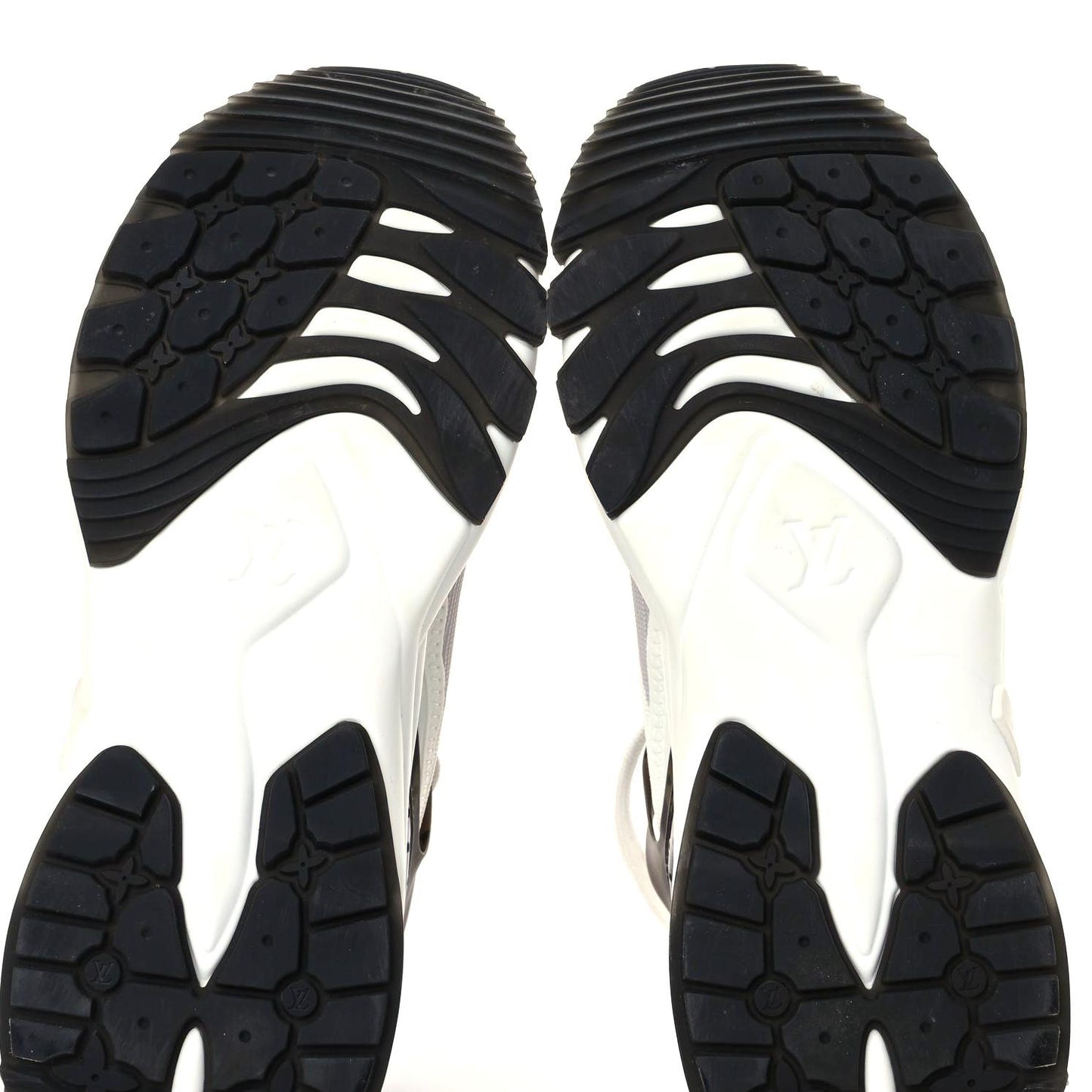 LOUIS VUITTON Monogram Calfskin Run 55 Sneakers 37.5 White
