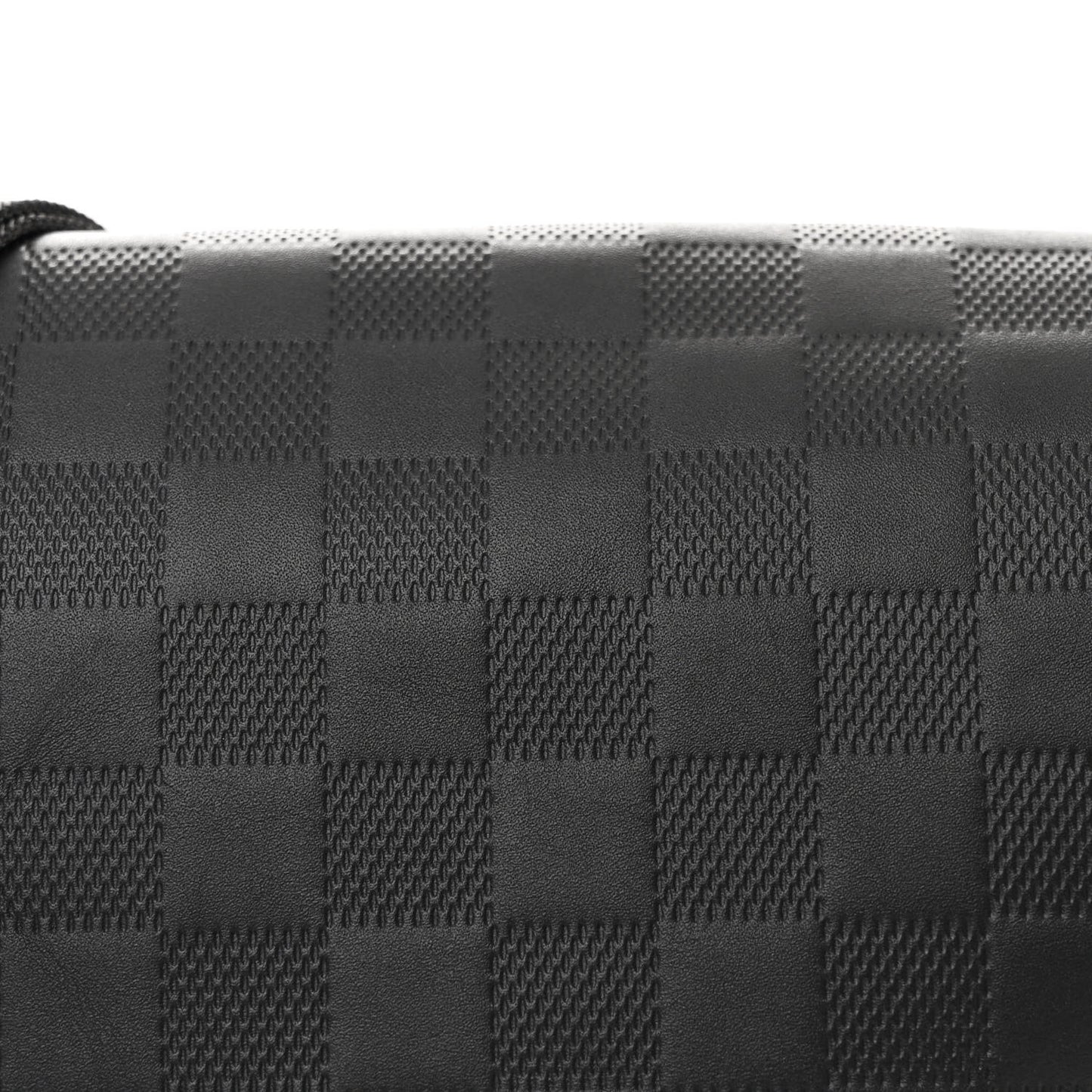 Damier Infini District PM Onyx