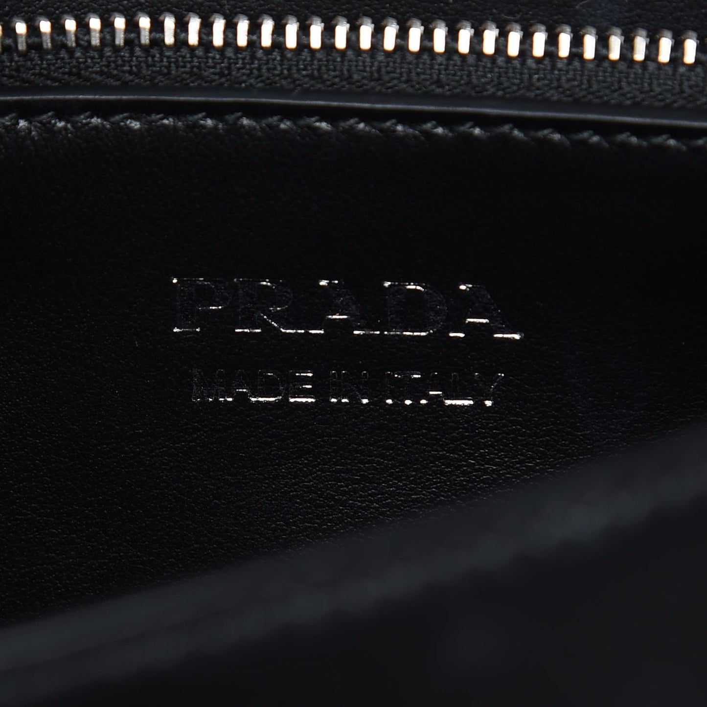Soft Calf Logo Crossbody Nero Black