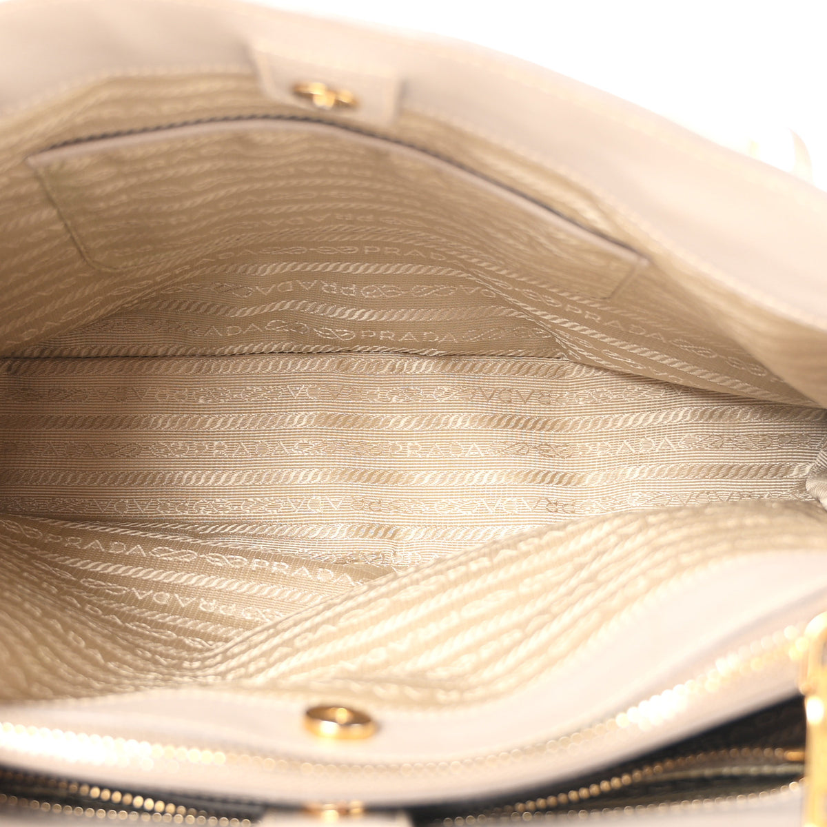 Saffiano Lux Medium Tote Argilla