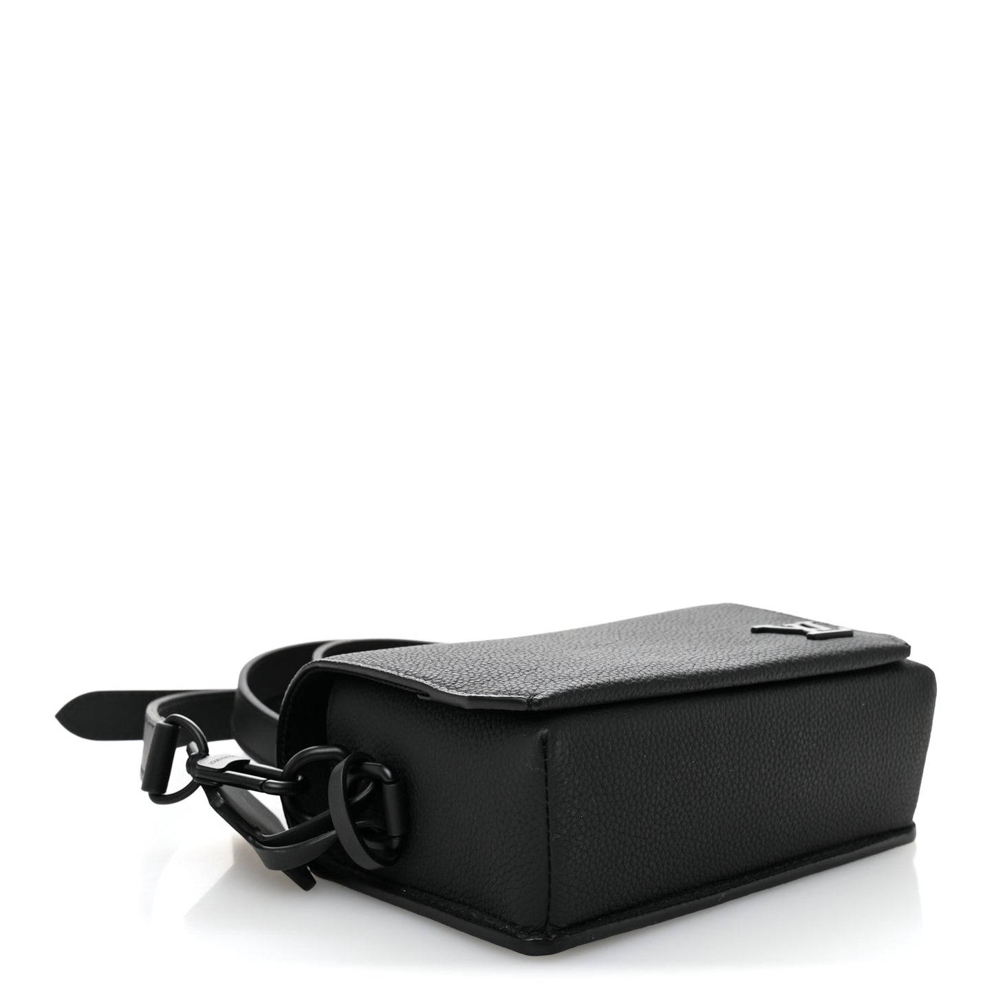 Calfskin Aerogram Fastline Wearable Wallet Black