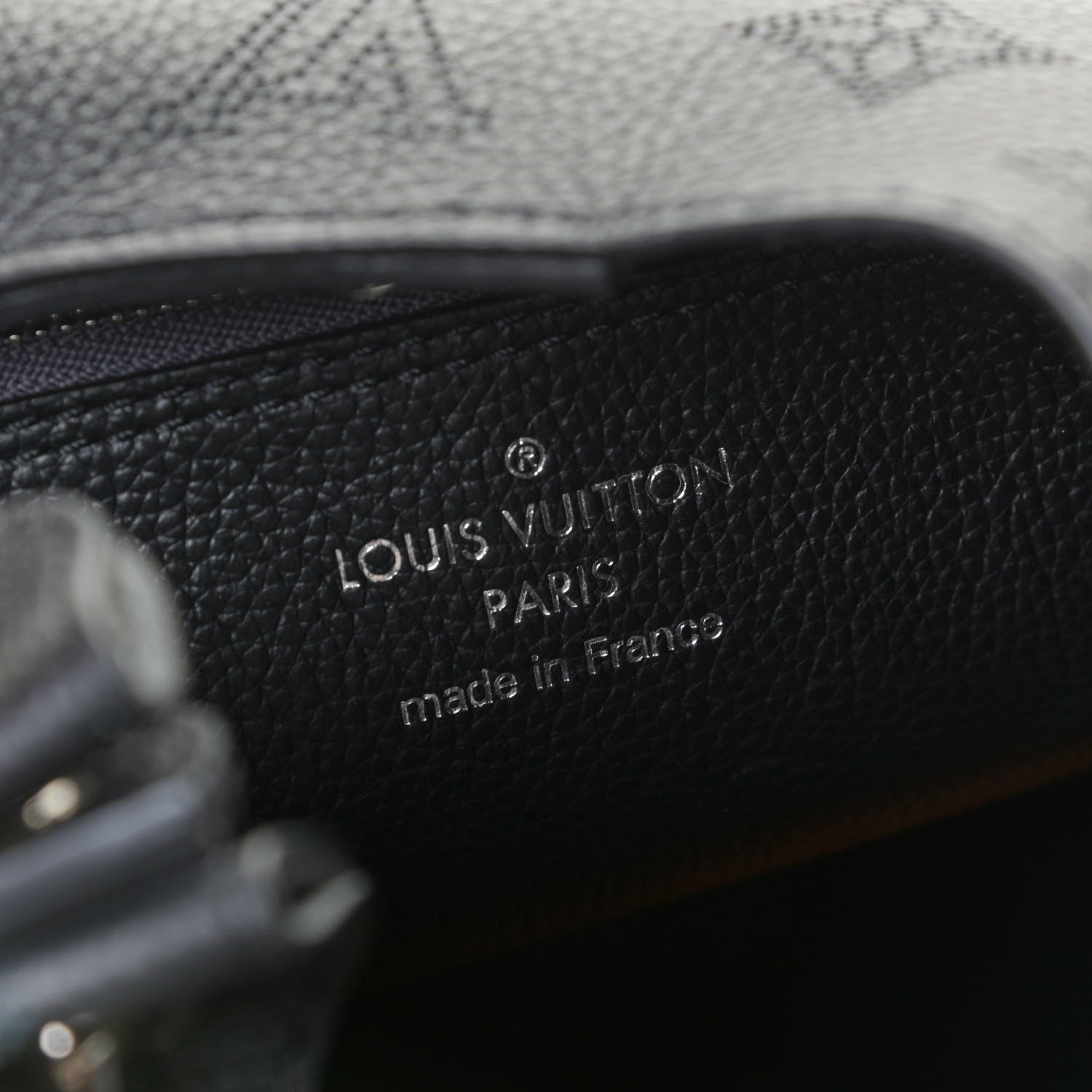 Louis Vuitton Mahina Carmel Hobo Black 9 of 9