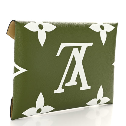 Louis Vuitton Monogram Giant Kirigami Pochette Set 4 of 13