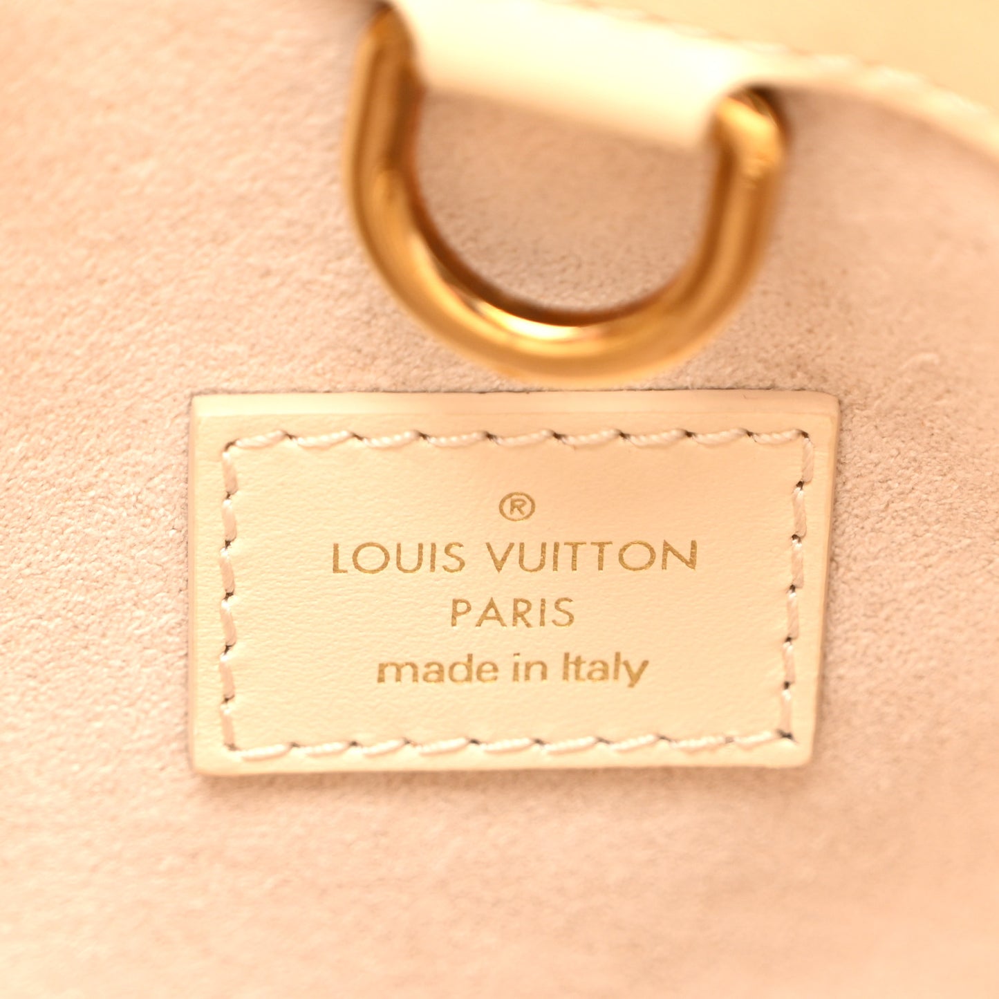 Taurillon Calfskin Vendome MM Creme