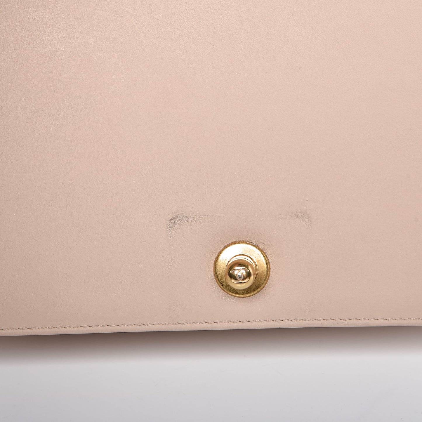 Caviar Calfskin Chevron Medium Boy Flap Light Pink