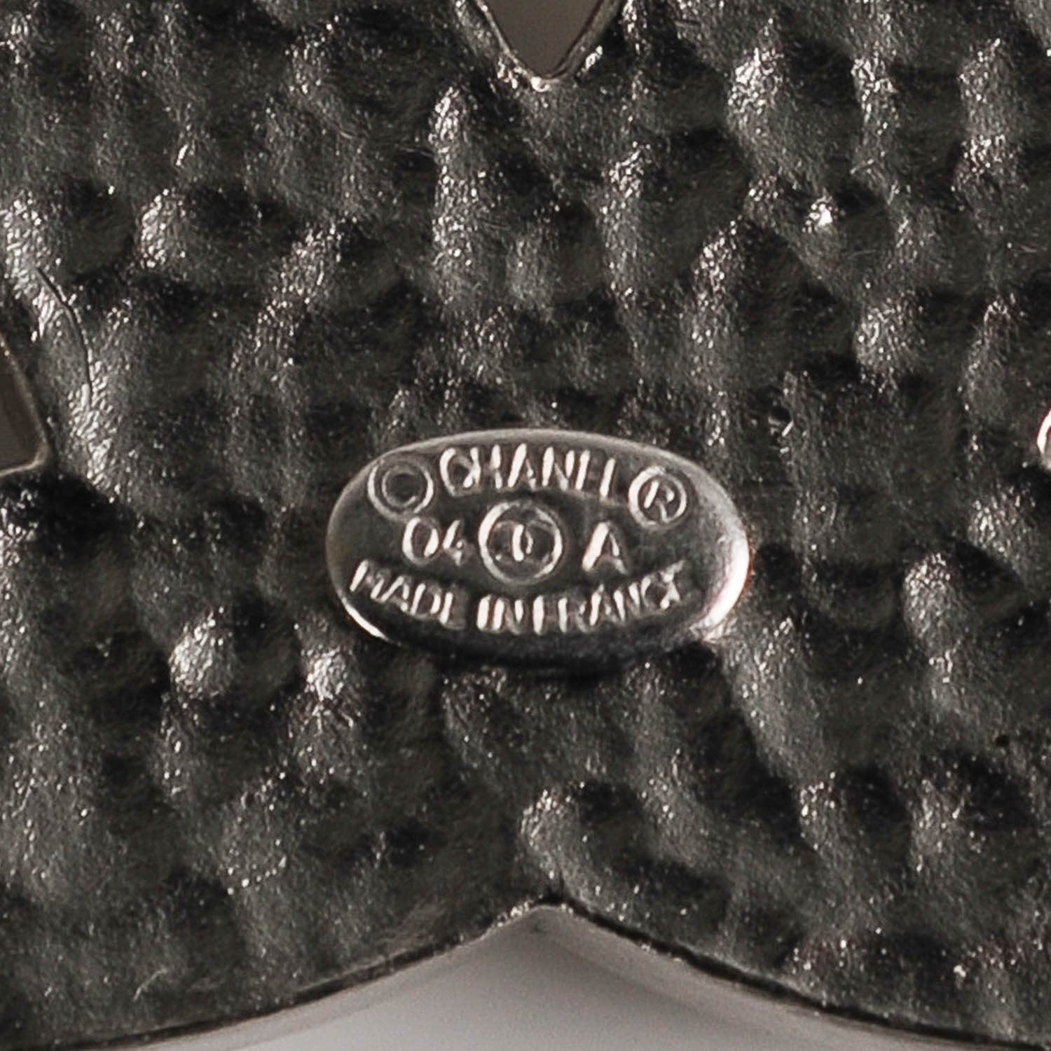 Chanel Crystal Heart CC Brooch Silver 4 of 4