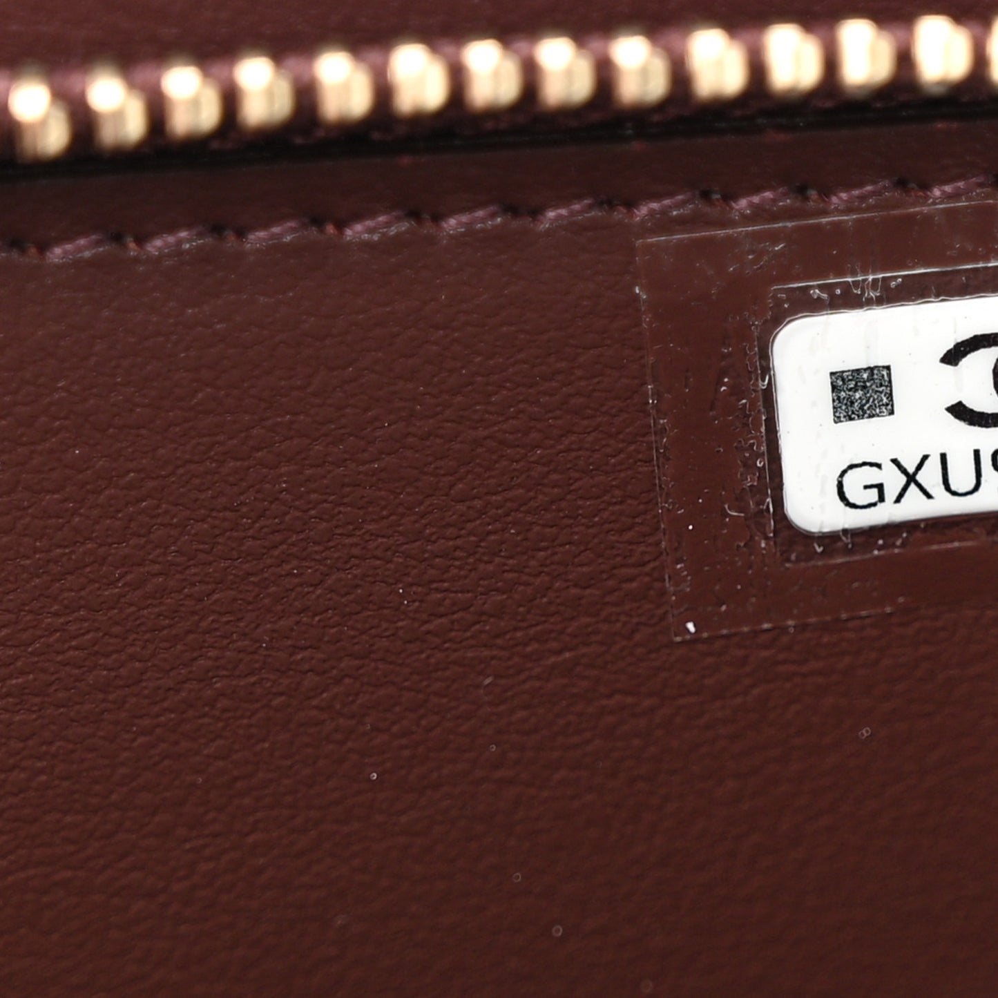 Caviar Quilted Compact Wallet On Chain WOC Black