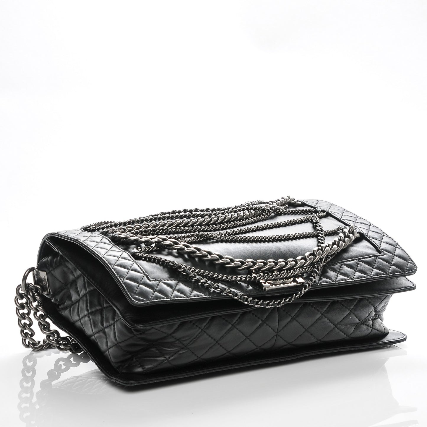 Calfskin Enchained XL Boy Flap Black