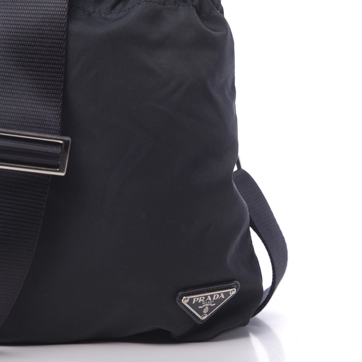 Tessuto Nylon Drawstring Crossbody Baltico