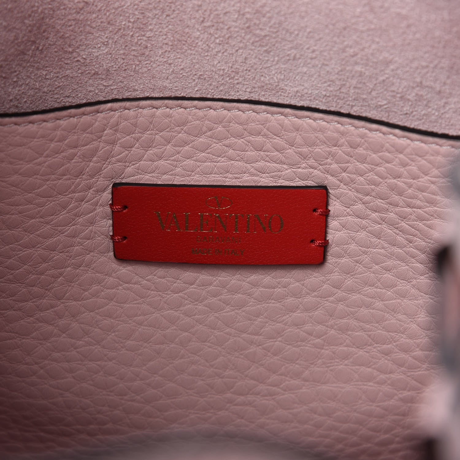 Valentino Garavani Grained Calfskin Rockstud Bucket Bag Light Pink 8 of 8