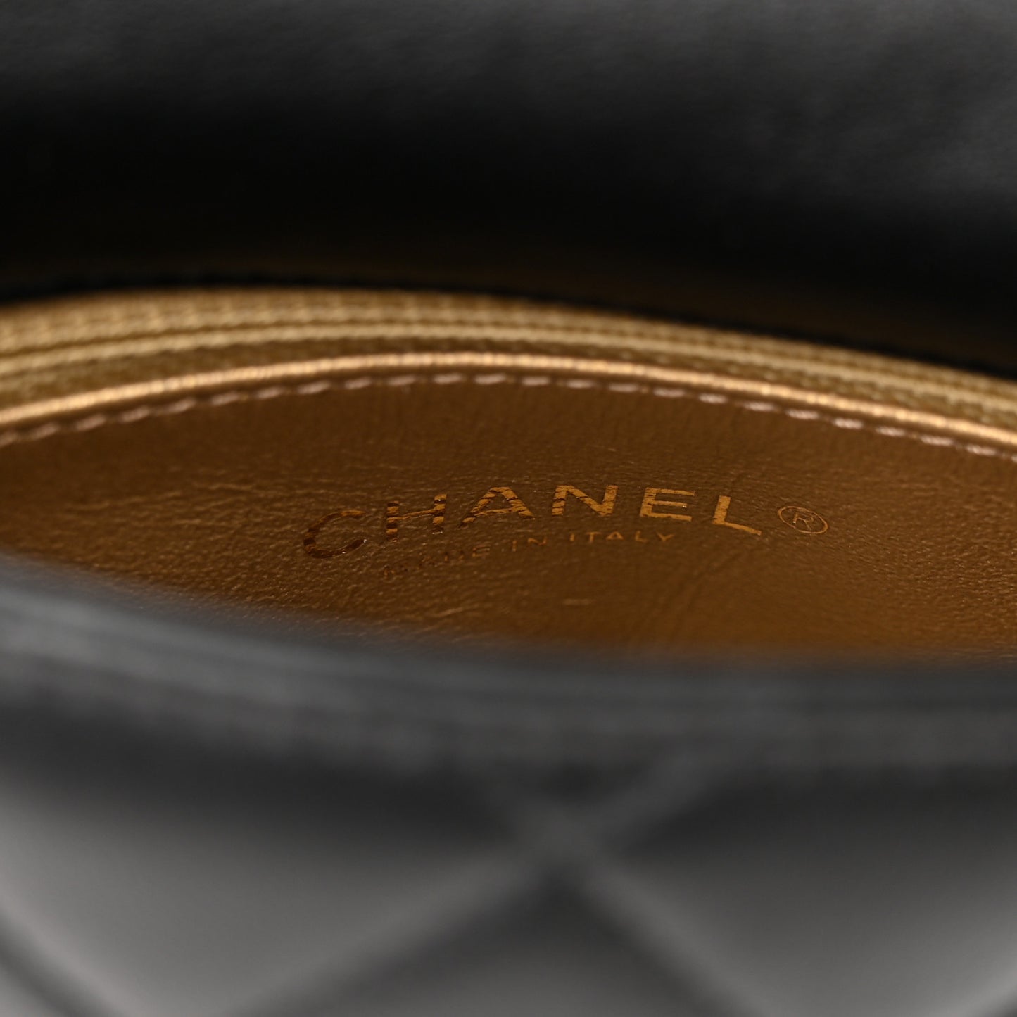Lambskin Pearl Quilted Side Packs Black