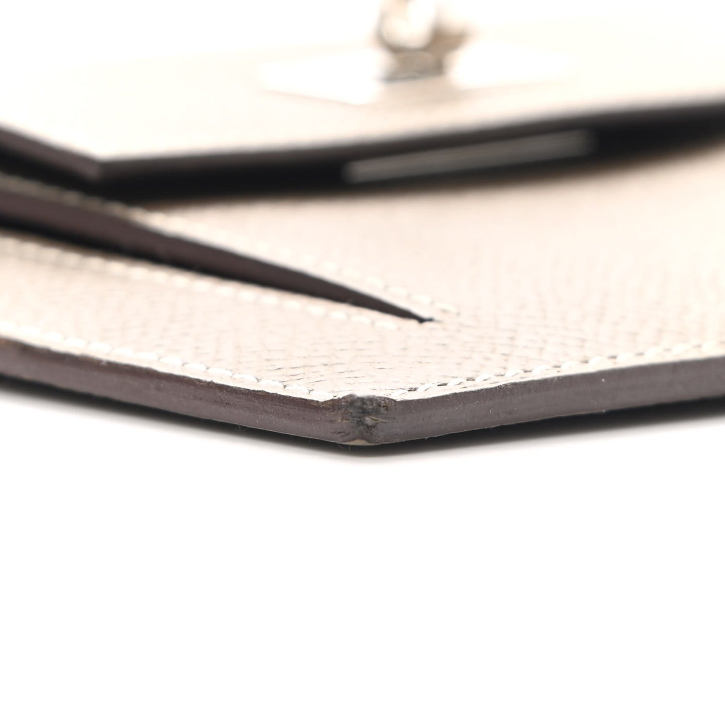 Epsom Kelly Pocket Compact Wallet Etoupe