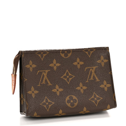 Louis Vuitton Monogram Toiletry Pouch 15 3 of 9