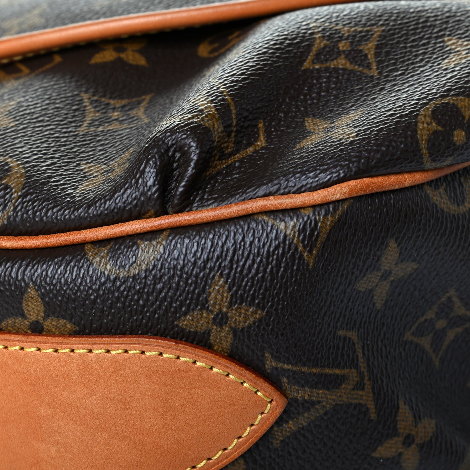 Louis Vuitton Monogram Tulum GM 7 of 8
