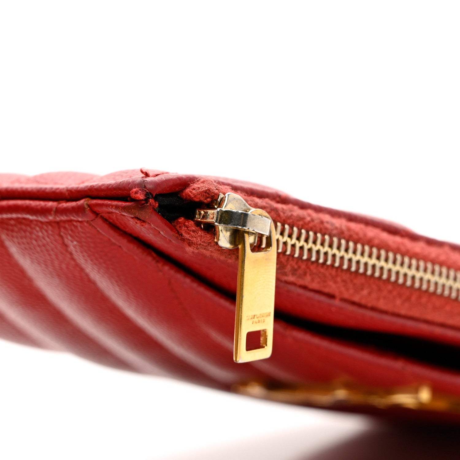 Saint Laurent Grain De Poudre Chevron Monogram Bill Pouch Rouge Eros 12 of 12