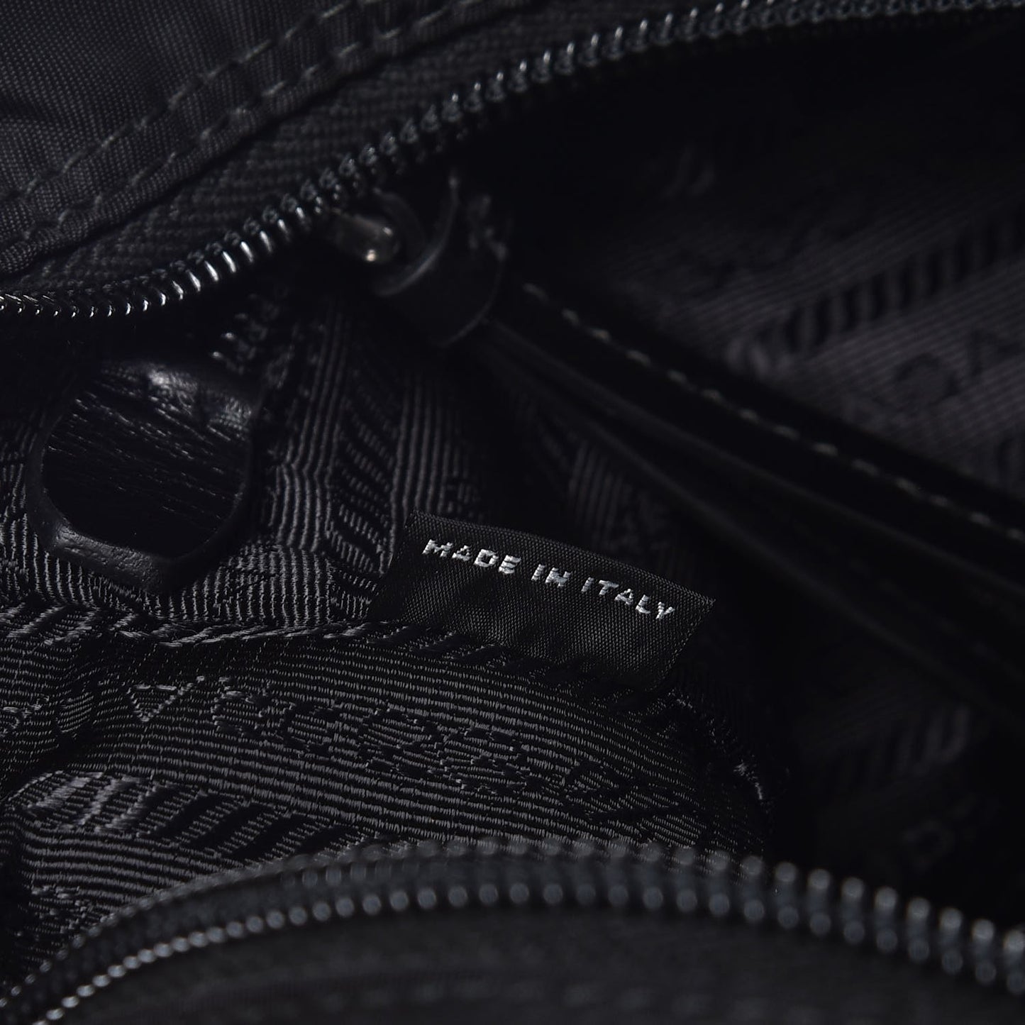 Tessuto Nylon Studded New Vela Shoulder Bag Black Astrale
