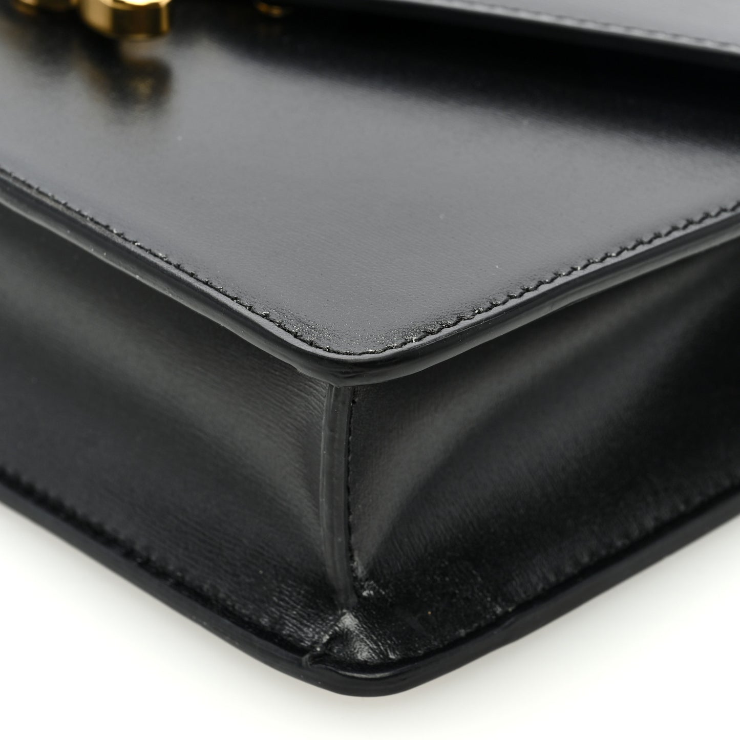 Shiny Calfskin Triomphe Margo Wallet on Chain Black
