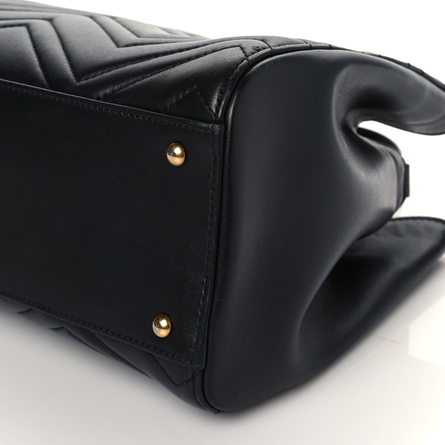 Calfskin Matelasse Small GG Marmont Tote Black