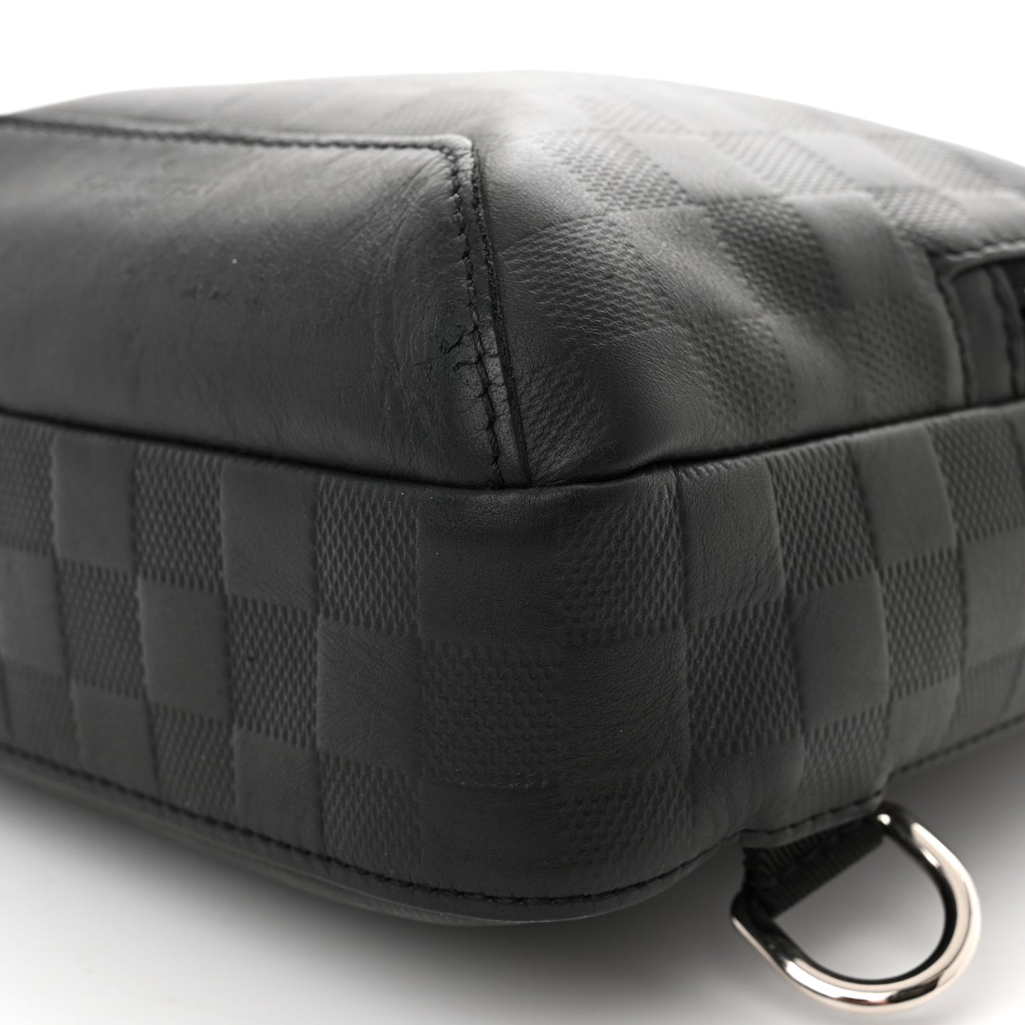 Damier Infini Avenue Sling Bag Onyx