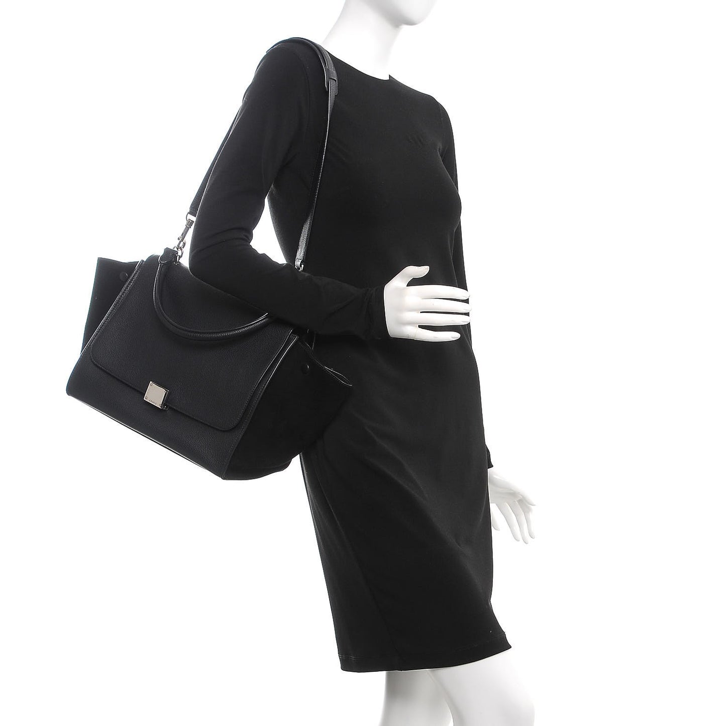 Drummed Calfskin Suede Medium Trapeze Black