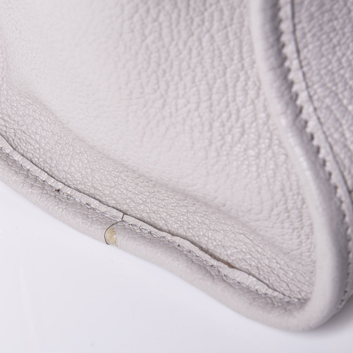 Chevre Gold Metallic Edge Hardware City Gris Clair Gris Perle