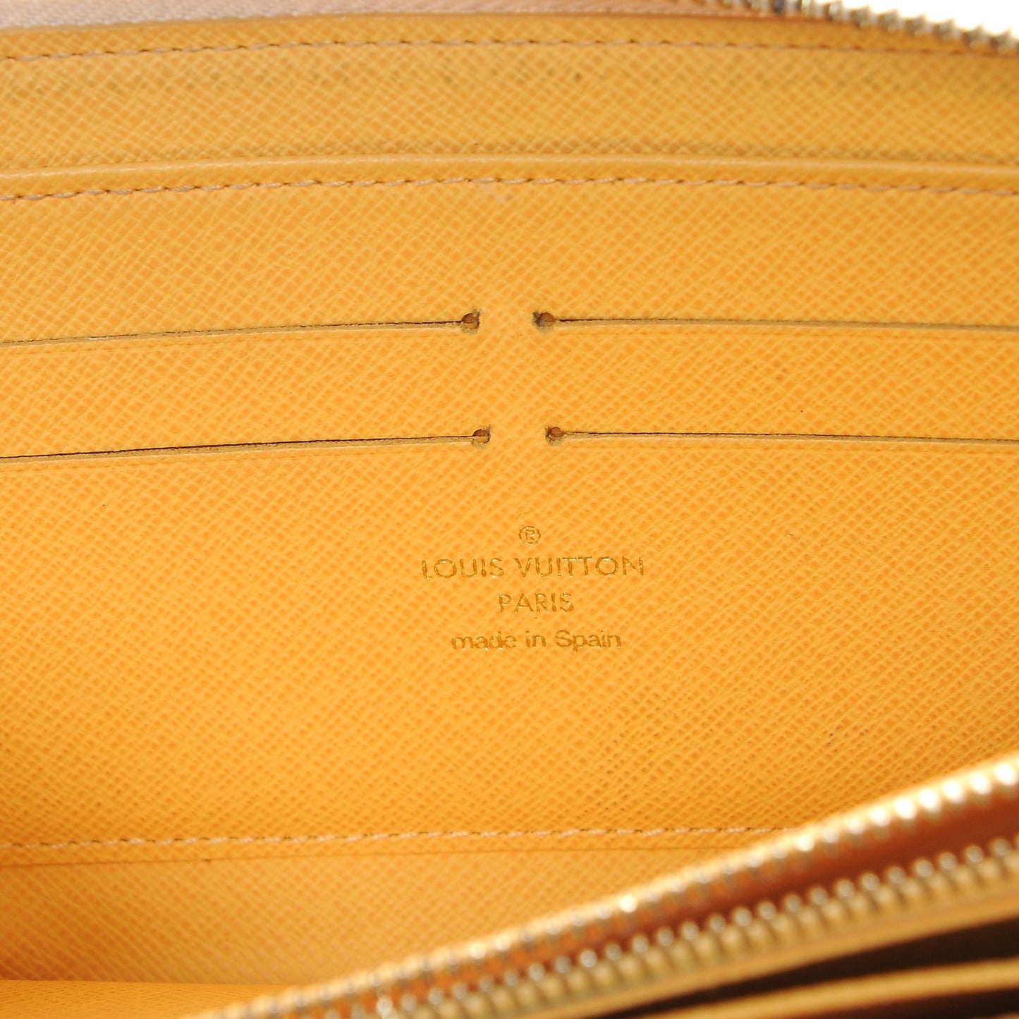 Damier Azur Illustre Zippy Wallet