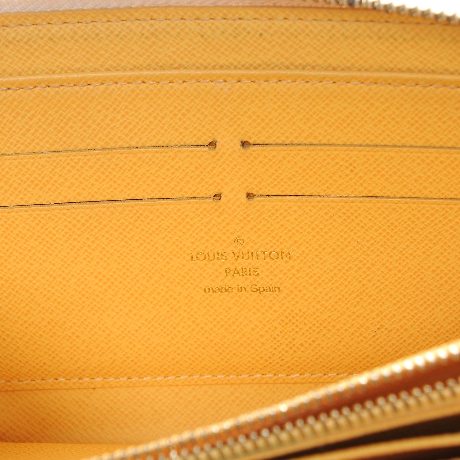 Louis Vuitton Damier Azur Illustre Zippy Wallet 6 of 12