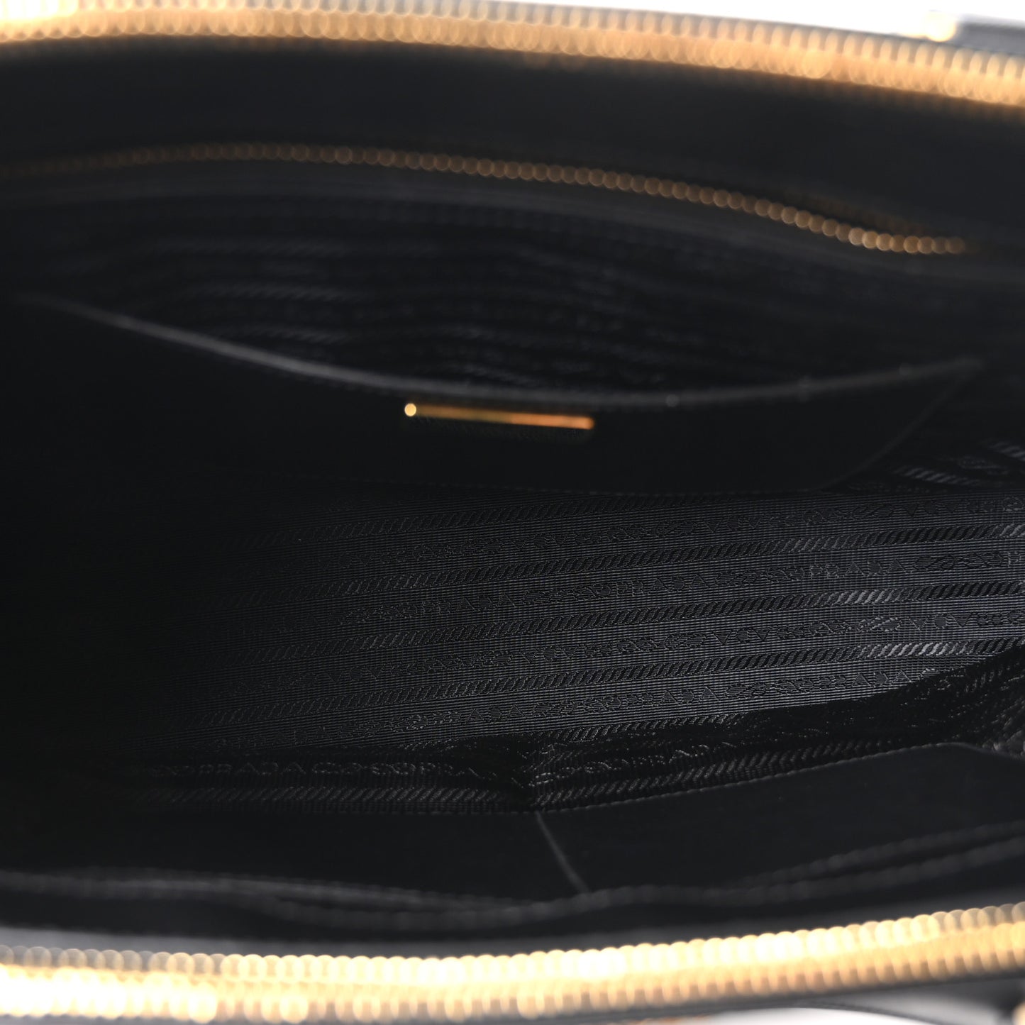 Saffiano Lux Large Galleria Double Zip Tote Black