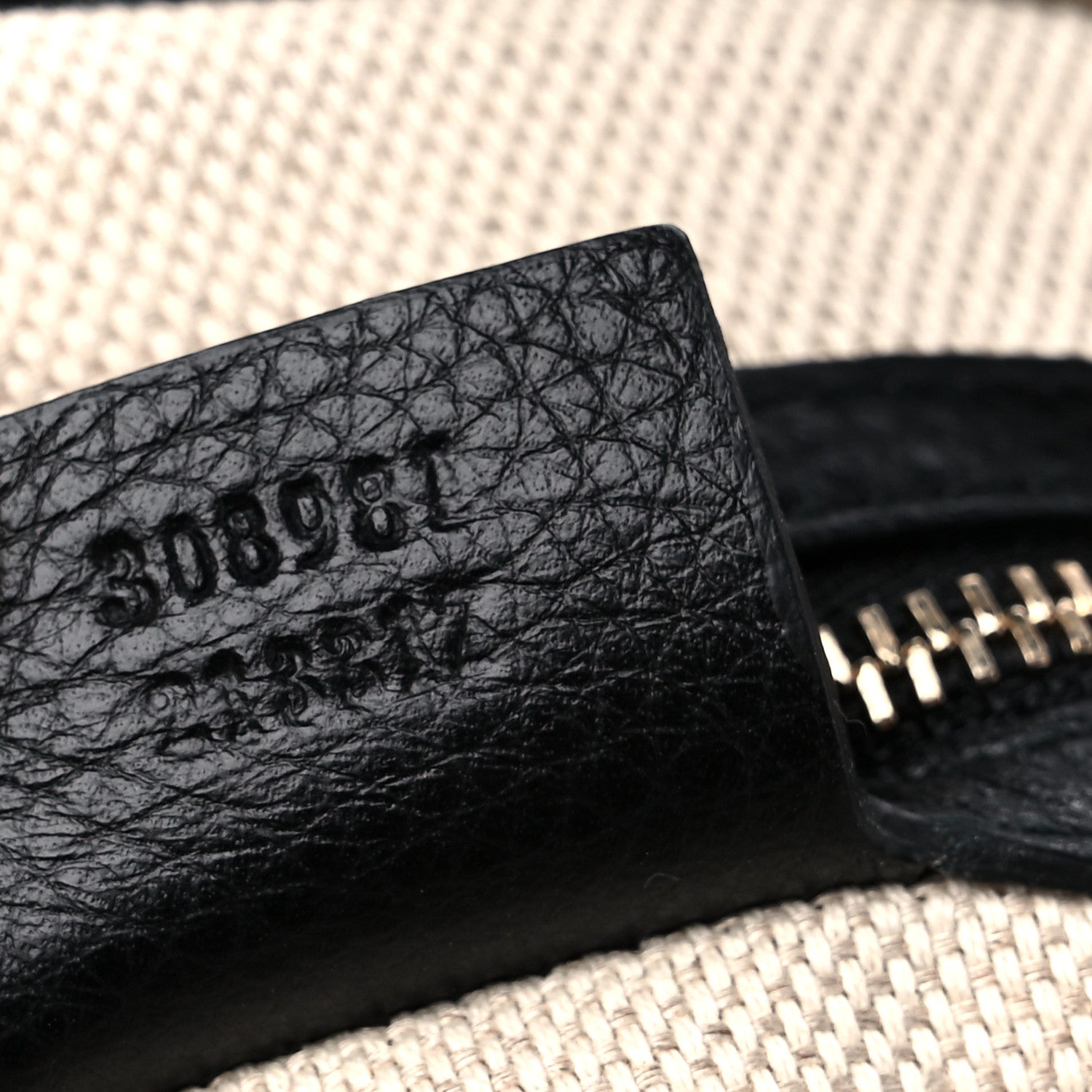 Gucci Pebbled Calfskin Medium Soho Chain Hobo Black 7 of 9